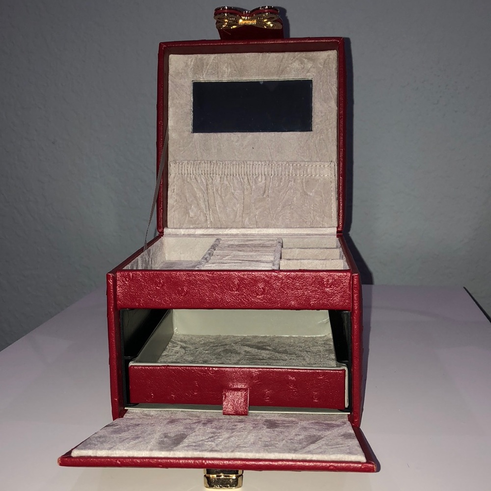 Jewelry Box - Picture 2 of 4